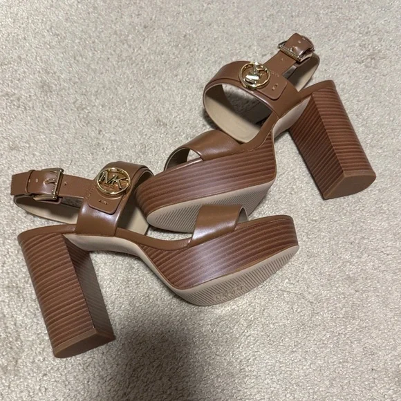 Michael Kors Carmen Platform Sandals - Picture 2 of 7